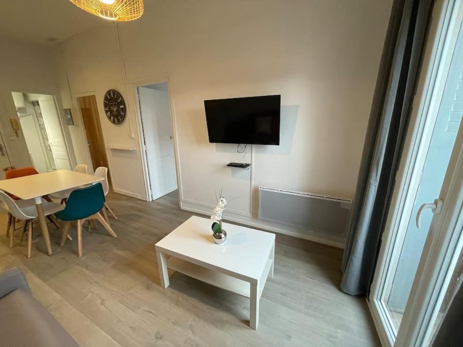 Cosy T3 Proche Gare Et Polygone Apartment Beziers Exterior photo